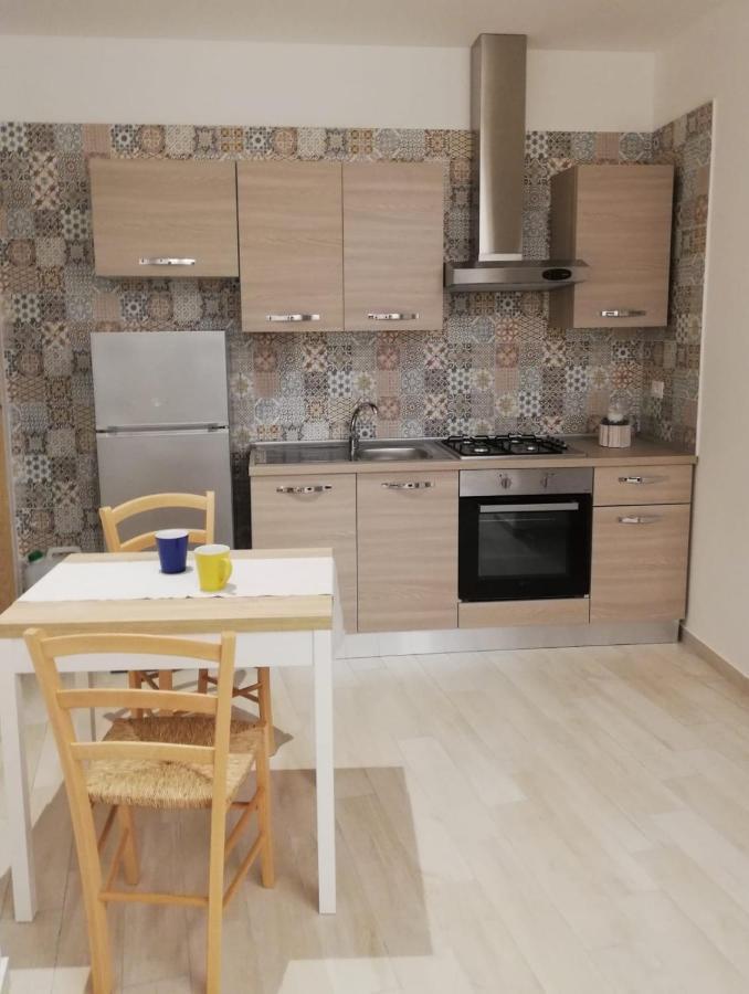 Casa Stella Apartment คอมิโซ ภายนอก รูปภาพ